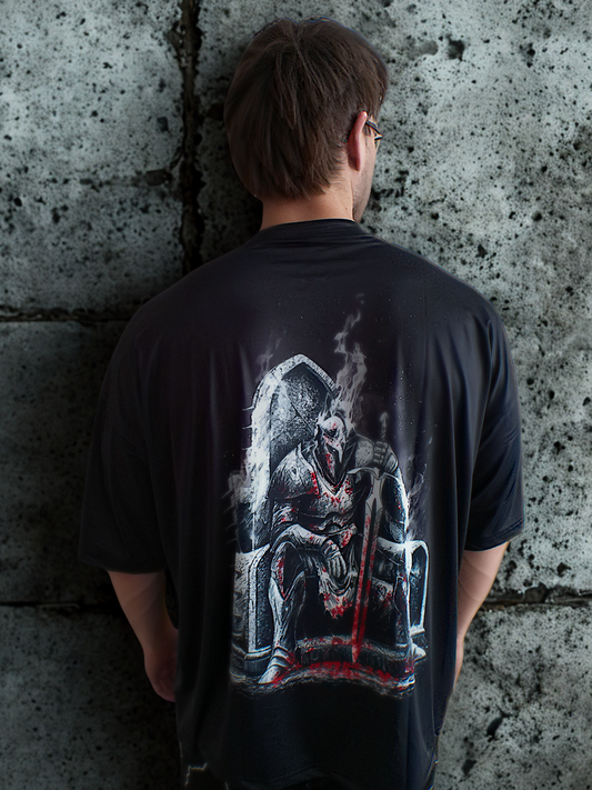 Oversized Pumpcover - Embrace The Dark